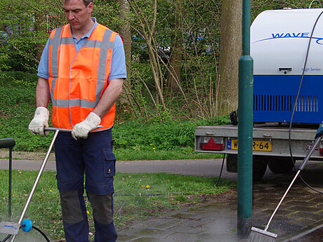 Neue WAVE High Series ideal f&uuml;r die umweltfreundliche Wildkrautbek&auml;mpfung