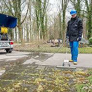 Effiziente Unkrautvernichtung mit dem neuen DYNAJET DUV 500 