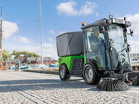 EGHOLM: D&auml;nen erweitern Produktportfolio um kompakte Arbeitsmaschine City Ranger 3070