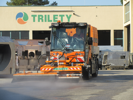 &Uuml;berarbeitet und optimiert: TRILETY-Waschbalken f&uuml;r Multicar M29