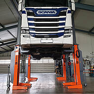 Premium-Hebebühnen – zuverlässige Lifttechnik für leichte und schwere Nutzfahrzeuge