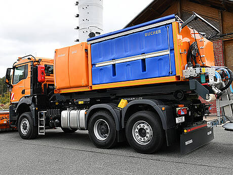 Icebear W Kombi: Streuer f&uuml;r mittelgro&szlig;e und gro&szlig;e Lkw