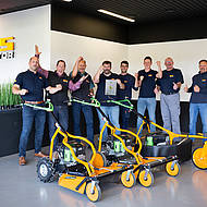 AS-Motor: E-All-M&auml;her erhalten Medaille 