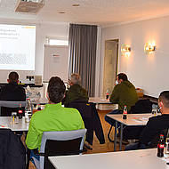 Praxisbezogener Umgang mit Pflasterverlege-Maschinen