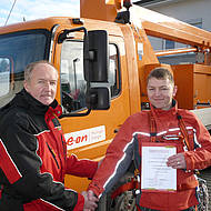 4 neue Trainer f&uuml;r Hubarbeitsb&uuml;hnen - Bedienerschulung