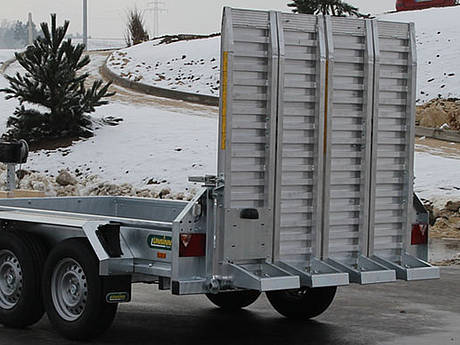 Neu im Sortiment der Anh&auml;nger Zentrale Herb: Baumaschinenanh&auml;nger UBA  