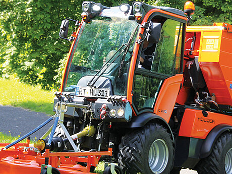 Holder mit neuem Antriebskonzept