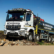 Mercedes-Benz Arocs: in Englands Steinbr&uuml;chen im Einsatz