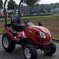 Shibaura: Vom Subkompakttraktor zum Kompakttraktor