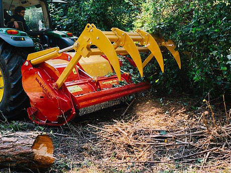 Der SEPPI-Forstmulcher strahlt in neuem Licht