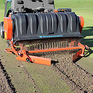 Wiedenmann: Rasenregeneration im Grenzbereich