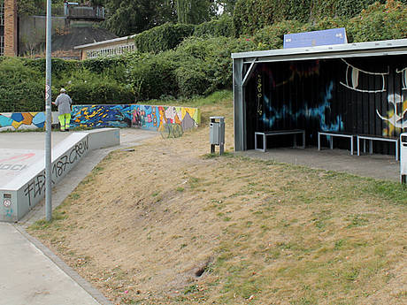 Sommerzeit mit raffinierten Deponier- und Unterstelll&ouml;sungen von BOS