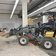 Tobroco-Giant G2200E: kleiner &bdquo;Riese&ldquo; ohne Abgas oder L&auml;rm