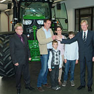 John Deere startet Serienproduktion seiner 6R-Traktoren