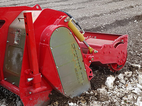 MIDISOIL dt - neue Forstfr&auml;se f&uuml;r mittelgro&szlig;e Traktoren