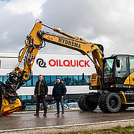 HYDREMA-Power am Tiltrotator dank neuer Drehdurchf&uuml;hrung von OILQUICK