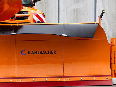 Kahlbacher &bdquo;Vampir flex&ldquo; &ndash; der flexible Schneepflug