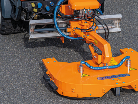 Saubere Pl&auml;tze mit dem Fl&auml;chenreiniger FFR 1200