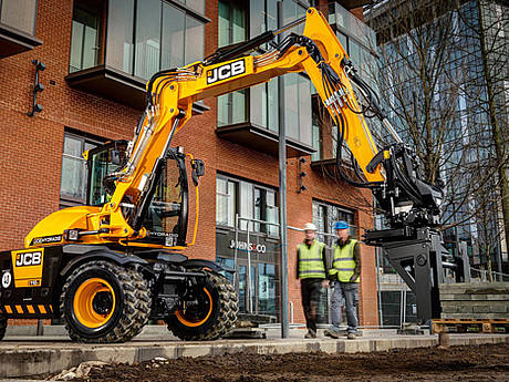 Der neue JCB Hydradig Einsatz in kommunalen Bauma&szlig;nahmen