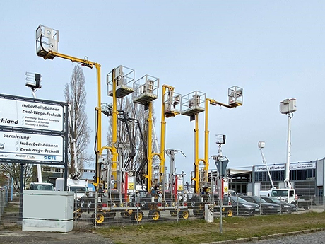 Steiger-Hersteller &uuml;bernimmt Exklusiv-Vertrieb und Service von France-El&eacute;vateur-Produkten