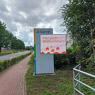 Highlights am Ortseingang: Hinweistafeln zur Belebung der Innenstadt