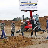Offizieller Spatenstich zum neuen Firmensitz von Hald & Grunewald