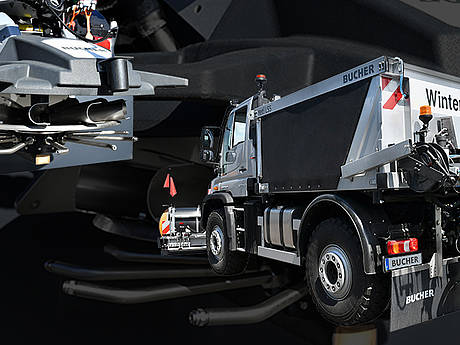 Bucher Streuautomat Yeti L &ndash; Sole bis zu zw&ouml;lf Meter breit ausbringen