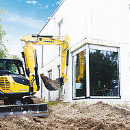 Baumaschinenhersteller YANMAR pr&auml;sentiert Baggermodell mit beweglichem Schwenkarm