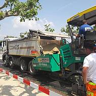 Fliegl Bau- & Kommunaltechnik &ndash; Thermoabschieber bringt Farbe ins &bdquo;Stra&szlig;en-Leben&ldquo;