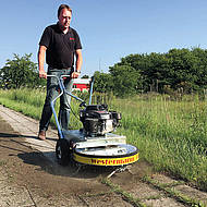 Unkraut chemiefrei und nachhaltig entfernen