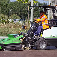 Emissionsfreie Maschinen f&uuml;r die Wege- und Anlagenpflege