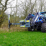 GREENTEC PUMA: vielseitige Ast- und Heckenpflege mit dem Lader