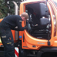 Baumaschinenglas24.de: Starker Partner in Sachen Unimog-Scheiben  