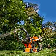 Immer mobil &ndash; der neue Eliet-Prof-6-Zapfwellenh&auml;cksler