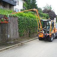 Dolberg-Wasserfass-Anh&auml;nger und Bertsche-Gie&szlig;arm aus einer Hand