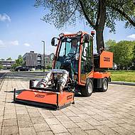 ZACHO-Anbauger&auml;t sorgt f&uuml;r feinstaubarme Wildkrautbeseitigung