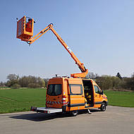 Kommunale LKW-Arbeitsb&uuml;hnen aus dem Hause Rothlehner