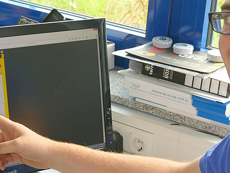 Teleskopb&uuml;hne mit Hilfe von R&ouml;sler Obserwando stilllegen