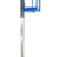 AVV r&auml;t: &bdquo;Weg von der Leiter&ldquo; &ndash; sicheres Arbeiten mit Arbeitsb&uuml;hnen