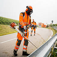 Stra&szlig;enbauamt Rems-Murr-Kreis kleidet Betriebsdienst neu ein &ndash; Update in Sachen Warnschutz