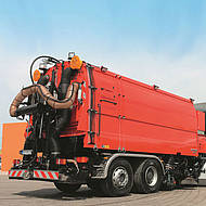 FAUN zeigt zur IFBA Spezial-Kehrmaschine VIAJET AQUATHERM