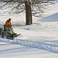 Etesia-Aufsitzm&auml;her &ndash; Hydro, Buffalo und Bahia meistern selbst den Winterdienst