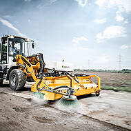 Kommunale Anbauger&auml;te f&uuml;r Radlader und Stapler