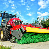 Japanischer Hersteller zeigt auf demopark komplettes Kompakttraktoren- und Zubeh&ouml;rprogramm
