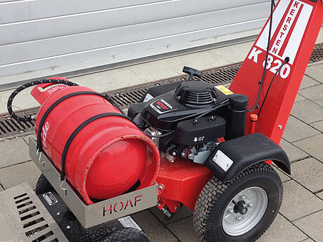 Wildkraut umweltfreundlich thermisch entfernen