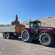 AGRI STAR II bew&auml;hrt sich bei vielseitigem Lohnunternehmen