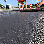 Flüssig Asphalt HD – Sanierungsmaterial für hochbelastete Asphaltflächen