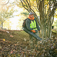 590BTS: Schweden stellen „leistungsstärksten rückentragbaren Laubbläser der Welt“ vor