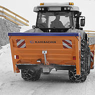 &Uuml;bersichtliche Steuerung &ndash; vereinfachtes Bedienen von Streuger&auml;ten