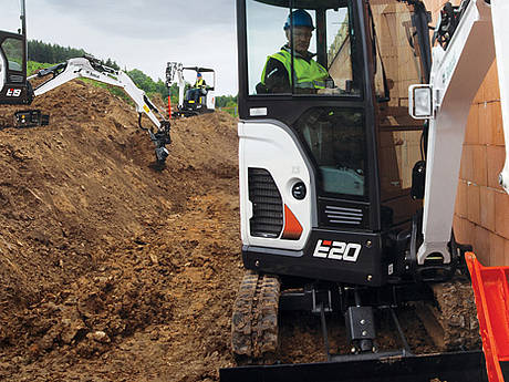 Bobcat pr&auml;sentiert leistungsstarke Kompaktmaschinen auf der GaLaBau 2016